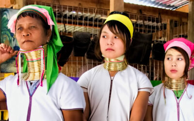 La tribu de las Mujeres Jirafa